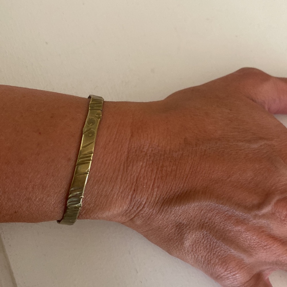 2 Bracelets - Picture 3 of 3